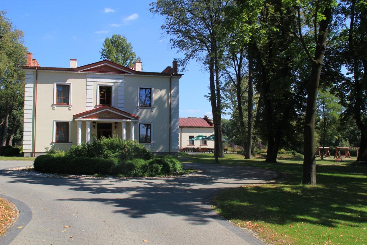 Dworek Korytkow Kamienna Wola  Buitenkant foto